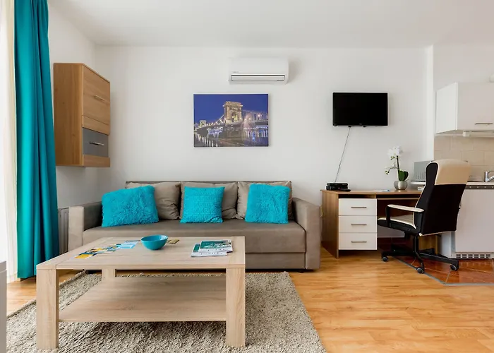 Sun Apartmanhotel 3*